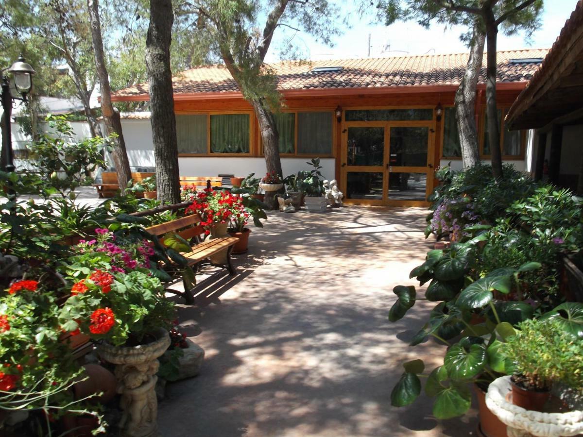 Residence Village Lido Del Gargano Rodi Garganico Ngoại thất bức ảnh